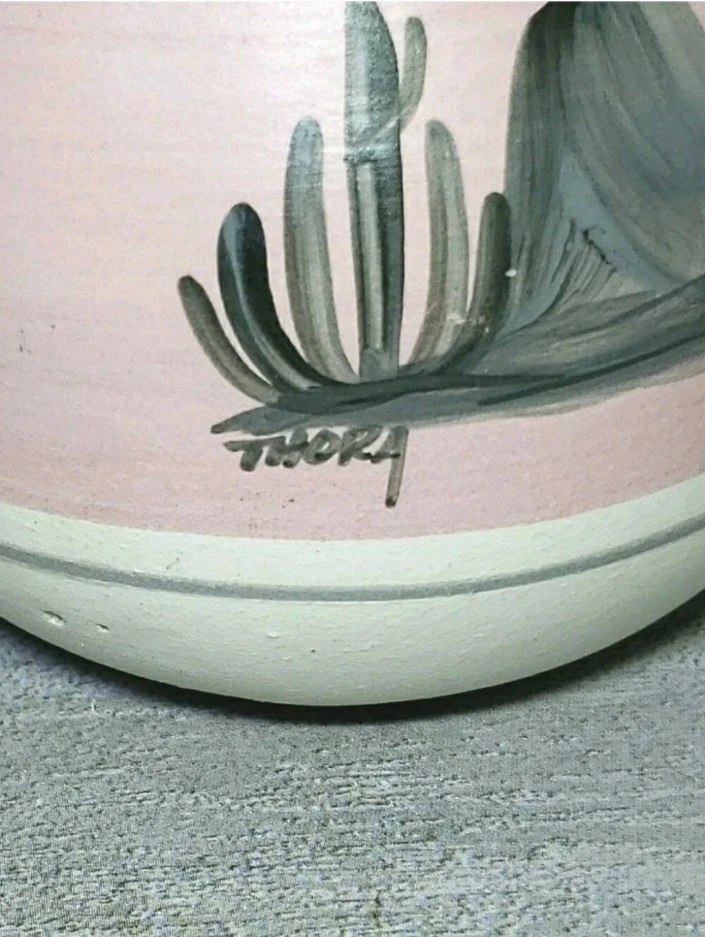 Thora Southwest Pottery Vase Signed Speckled 4